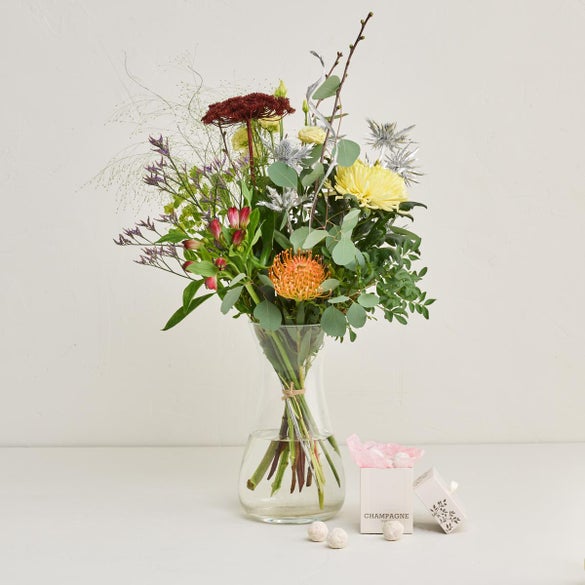 Den festlige til nytår med champagnetrøfler